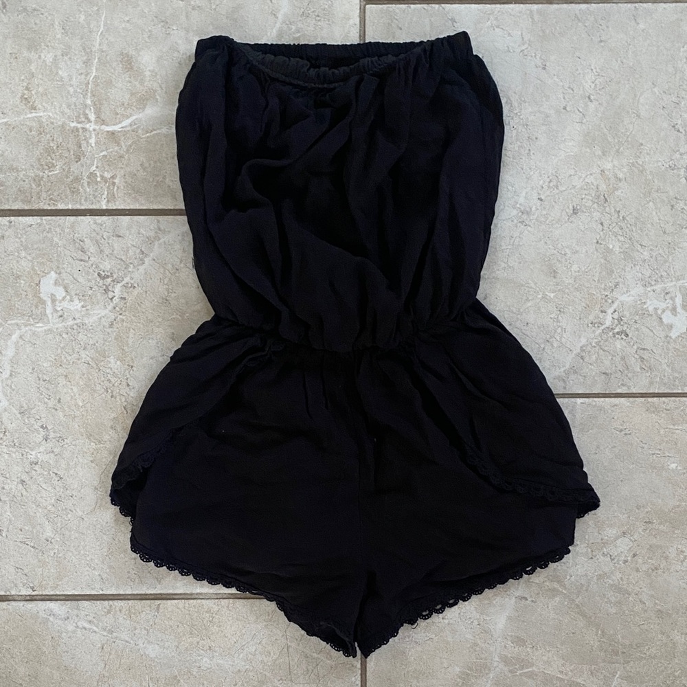 Wet Seal Black Strapless Lace Detail Romper XS